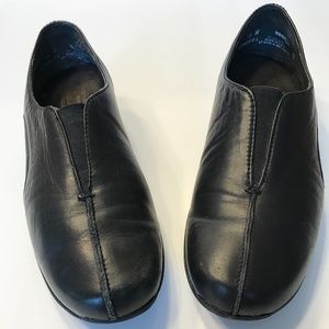 Munro Black Loafers